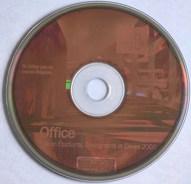 Fichier:CD Office 2003.jpg