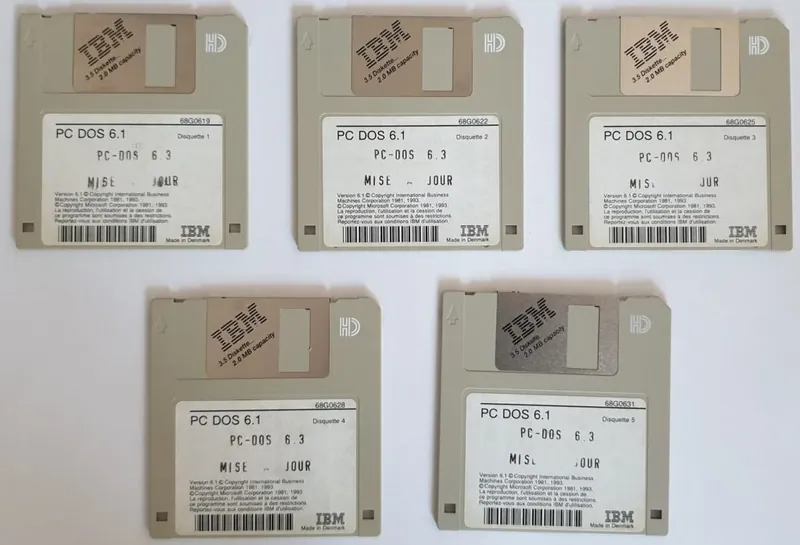 Fichier:Ibm-disks-1024x697.jpg